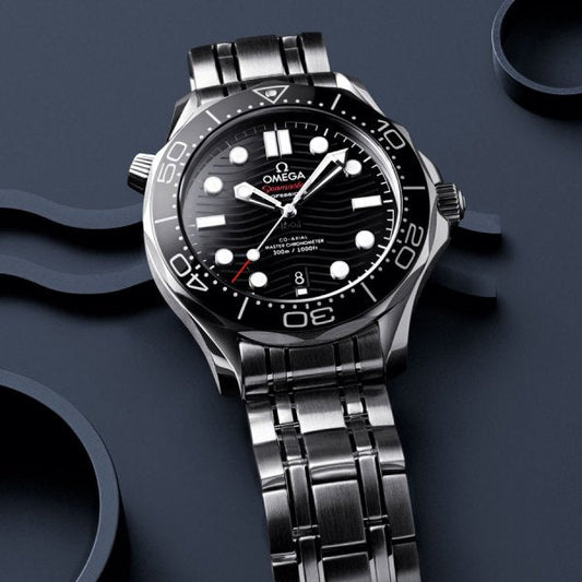Omega Seamaster Diver 300M Silver Black Dial Metal watch