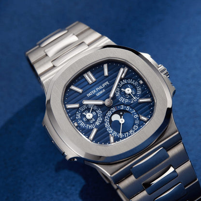 Patek Phillipe Nautilus Silver blue Dial Metal premium watch