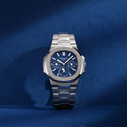 Patek Phillipe Nautilus Silver blue Dial Metal premium watch